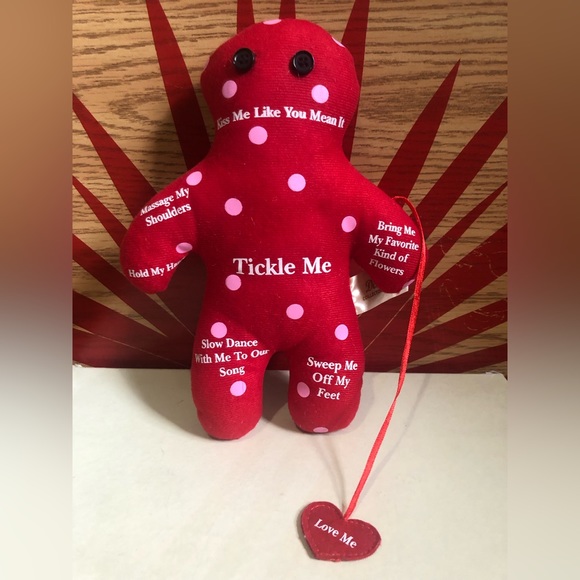 Valentines Day Voodoo ‘Love Me’ Plush - Picture 4 of 10